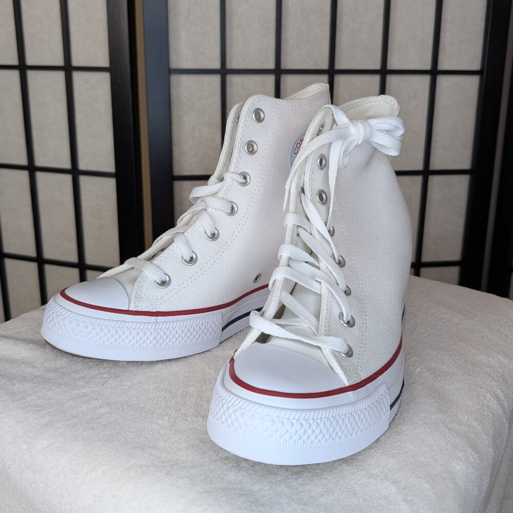 Brand New in Box Converse All-Stars Canvas Wedge, Women Size 9